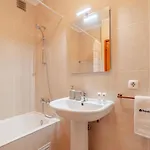 Bright Flat With Balcony & Garage By Hostwise *