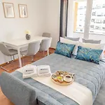 Апартаменты Bright Flat With Balcony & Garage By Hostwise *