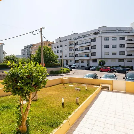 Bright Flat With Balcony & Garage By Hostwise Διαμέρισμα