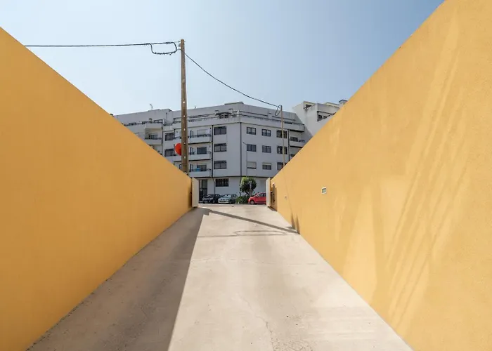 Bright Flat With Balcony & Garage By Hostwise Apartamento *