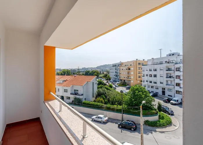 Bright Flat With Balcony & Garage By Hostwise Apartment